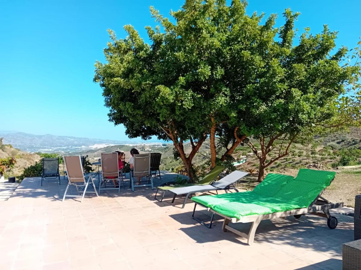 Casa Montana Velez-Malaga B&B Bagian luar foto