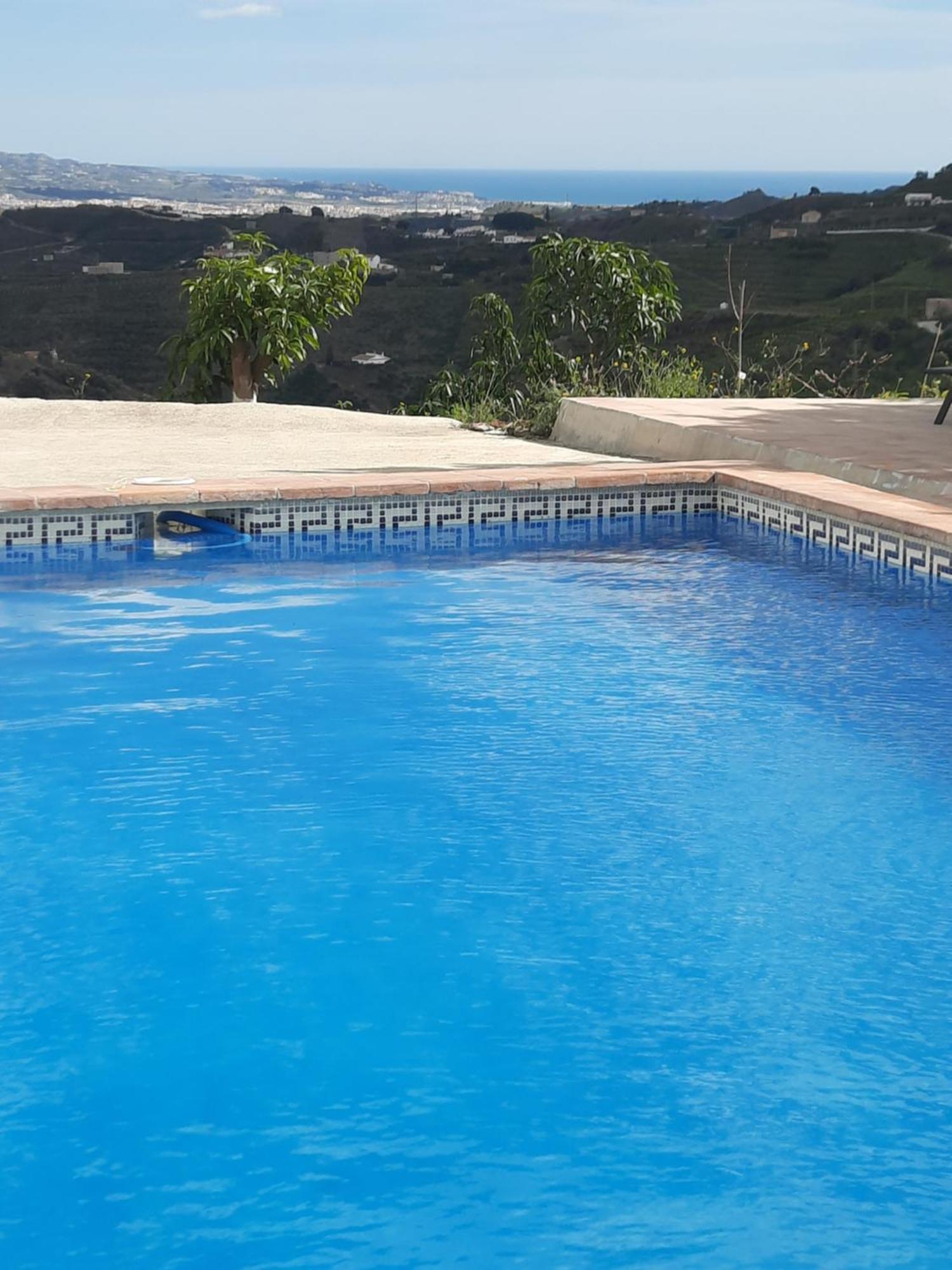 Casa Montana Velez-Malaga B&B Bagian luar foto